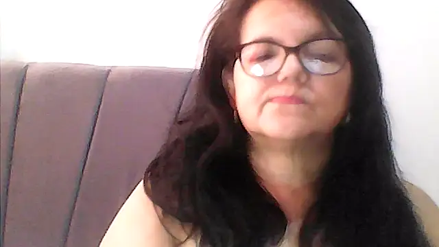 kassandra02 online show from November 10, 12:59 pm