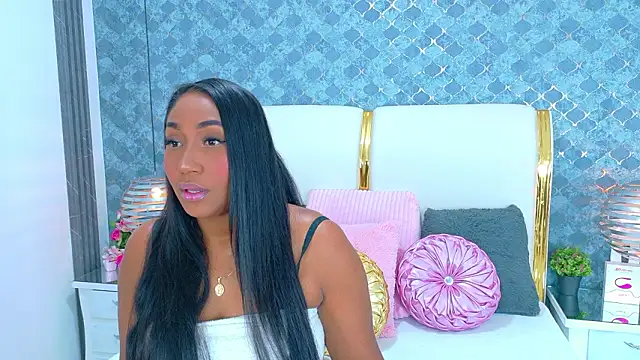 Snapshot of NaiomyLanes chatting on March 4, 1:06 pm NaiomyLanes online show from March 4, 1:06 pm