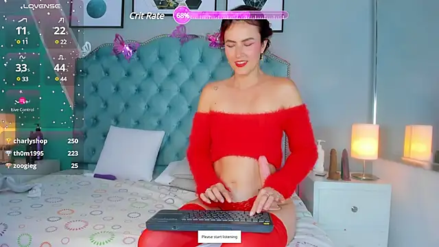 Snapshot of emmy_lander chatting on February 5, 10:01 pm emmy lander online show from February 5, 10:01 pm