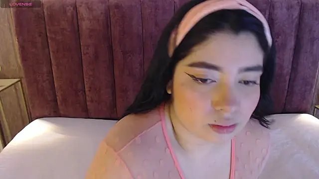 AgathaLynx online show from February 1, 11:43 am