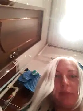 Snapshot of cutecatXXX chatting on October 8, 11:35 pm cutecatXXX online show from October 8, 11:35 pm