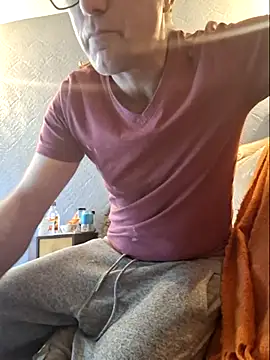 bibananaman online show from April 2, 7:17 am