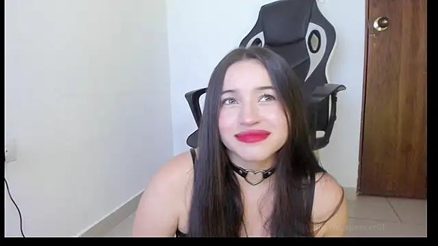 Snapshot of Sophie_spencer1 chatting on October 4, 2:53 am Sophie spencer1 online show from October 4, 2:53 am