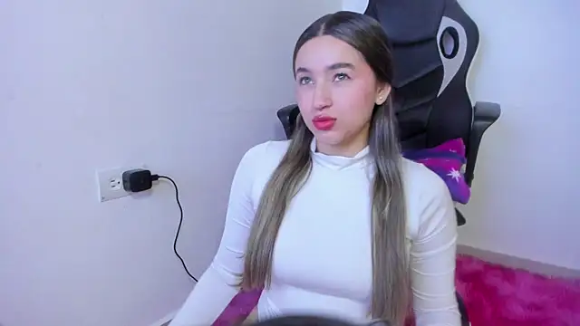 Sophie spencer1 online show from December 17, 2:39 am