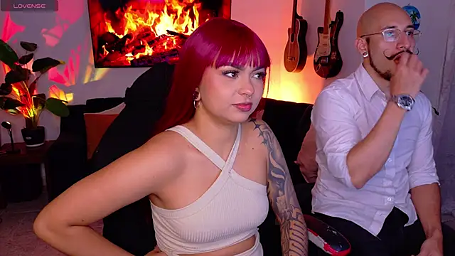 Snapshot of pandorabeker chatting on March 7, 1:35 am pandorabeker online show from March 7, 1:35 am