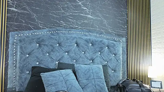 diosagolden online show from February 27, 9:15 pm