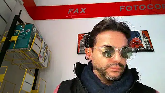 sexoffice83 online show from December 3, 1:42 pm