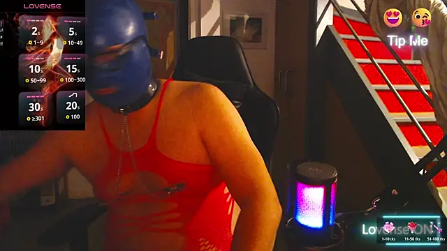 punky233 online show from January 13, 4:56 pm