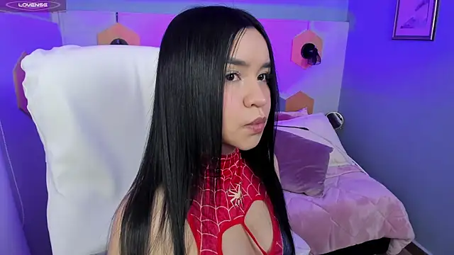 Snapshot of Hanna__Becker_ chatting on January 22, 3:52 am Hanna Becker online show from January 22, 3:52 am