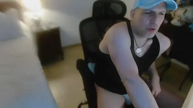 slzypvtpig online show from January 10, 11:23 am