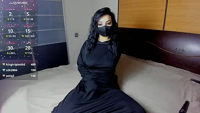 Snapshot of habibi_moon chatting on December 29, 2:31 pm habibi moon online show from December 29, 2:31 pm
