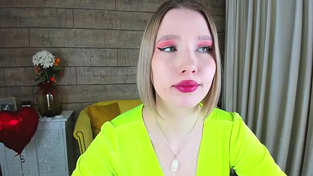 LiliLinn online show from February 19, 11:17 am