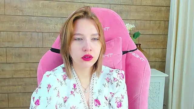 LiliLinn online show from September 9, 4:23 am