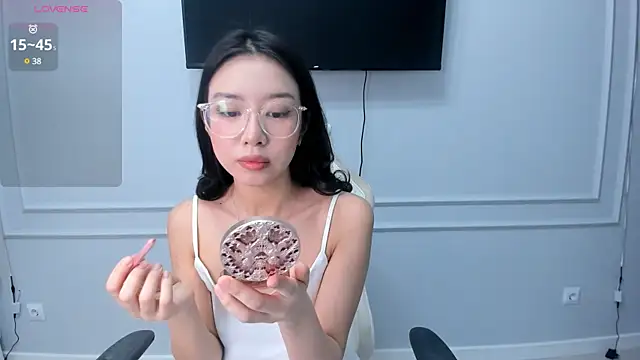 Miwa Kasumi online show from February 3, 12:36 pm