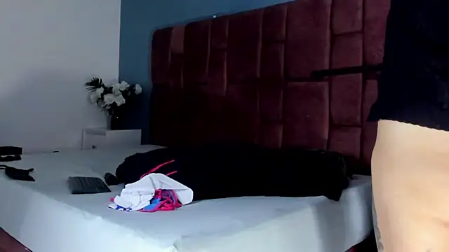 NinaInk online show from January 22, 12:06 pm