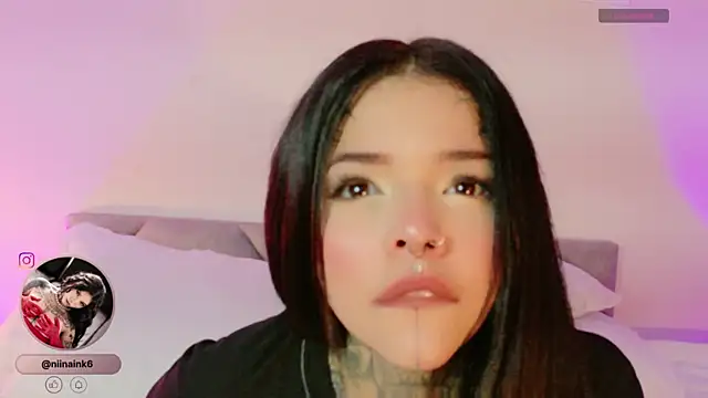 NinaInk online show from November 12, 1:22 pm