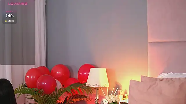 AlmaLuv online show from February 22, 4:40 am