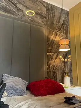 ElaEndez  online show from December 4, 2:37 pm