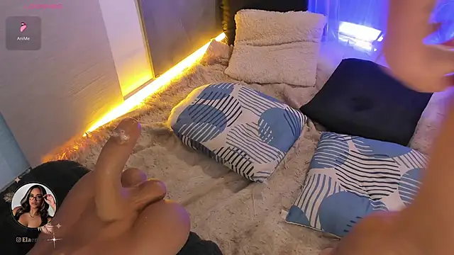 ElaEndez  online show from January 22, 1:53 am