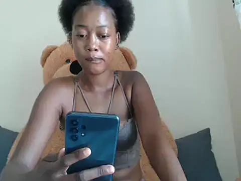 Sarafinagoddess online show from December 8, 1:58 pm
