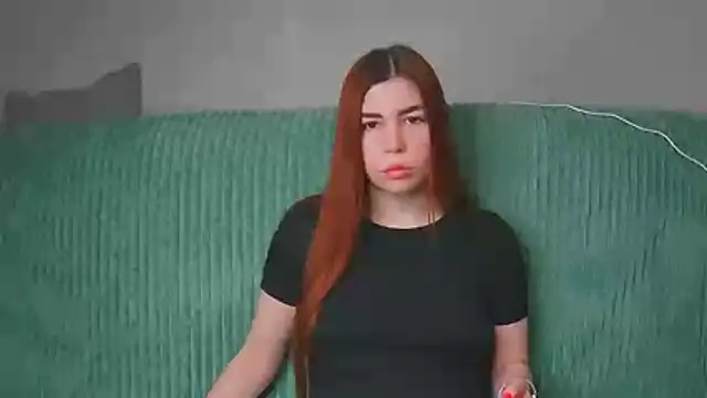 ElllaNuar online show from April 2, 3:15 am