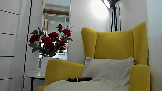 miissblonde online show from May 13, 3:59 am