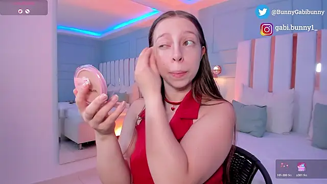 gabi bunny online show from March 12, 5:30 pm