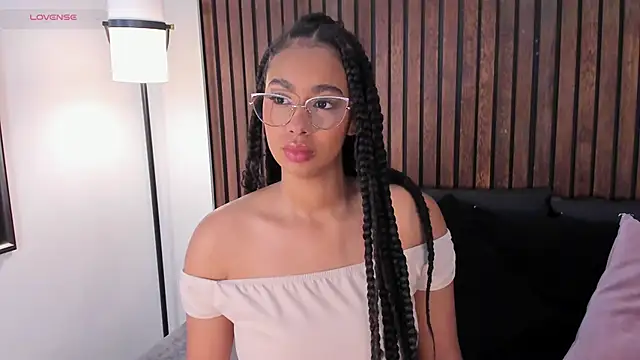 Snapshot of GemmaCarter_ chatting on February 9, 11:36 am GemmaCarter  online show from February 9, 11:36 am