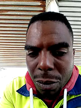 Snapshot of blackman933z chatting on October 28, 11:03 am blackman933z online show from October 28, 11:03 am