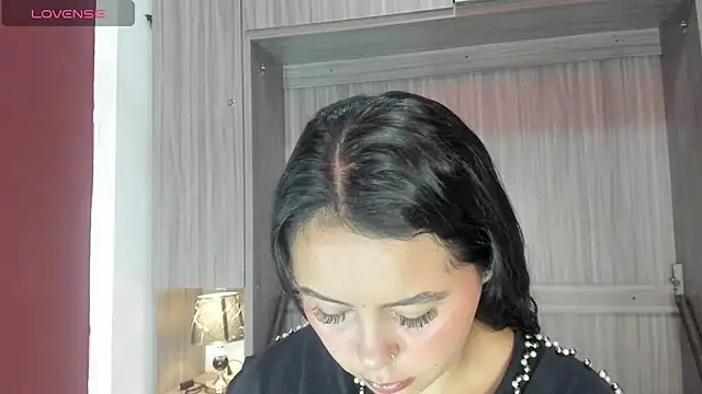 valerymeyerr online show from April 29, 11:47 am