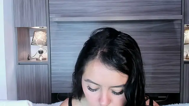 valerymeyerr online show from May 9, 11:59 am
