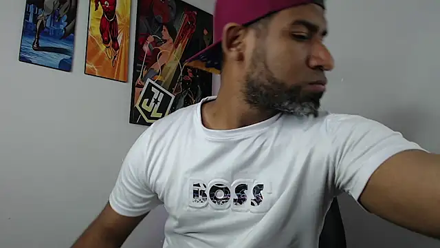 Snapshot of Enriblack92 chatting on January 20, 7:46 pm Enriblack92 online show from January 20, 7:46 pm