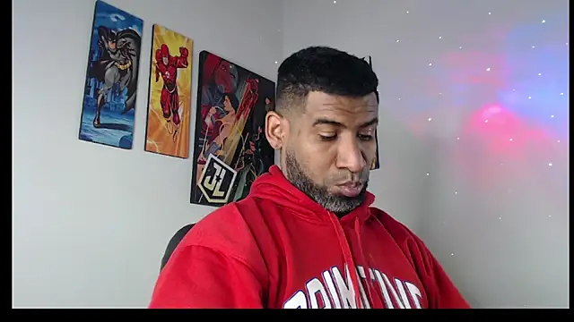 Snapshot of Enriblack92 chatting on February 19, 11:25 pm Enriblack92 online show from February 19, 11:25 pm