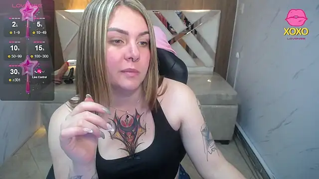 Snapshot of Paula_b_ chatting on March 13, 12:56 pm Paula b online show from March 13, 12:56 pm