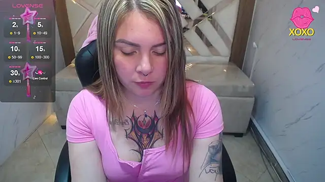 Snapshot of Paula_b_ chatting on March 19, 12:53 pm Paula b online show from March 19, 12:53 pm