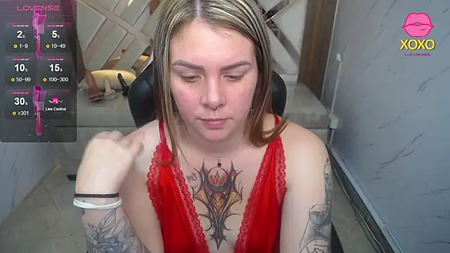 Snapshot of Paula_b_ chatting on March 31, 1:00 pm Paula b online show from March 31, 1:00 pm