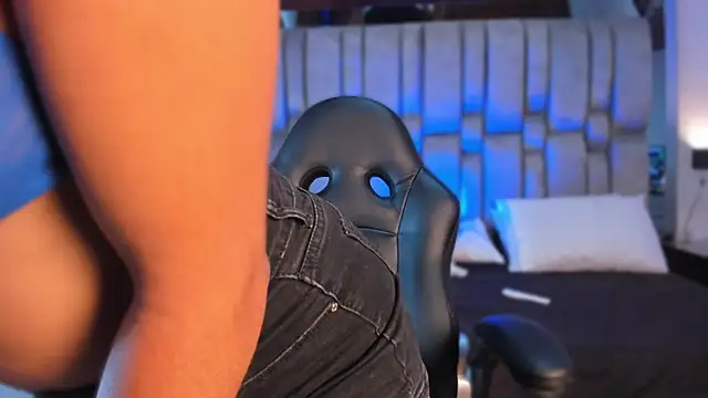 EmmilyCristal online show from September 9, 8:08 pm