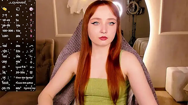Emma Chery online show from February 25, 12:03 pm