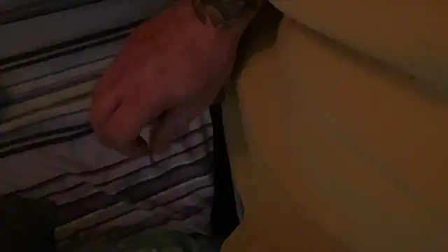 Snapshot of kameray12 chatting on March 31, 12:45 am kameray12 online show from March 31, 12:45 am