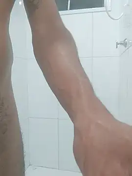 Snapshot of NeroNico chatting on March 28, 10:42 pm NeroNico online show from March 28, 10:42 pm