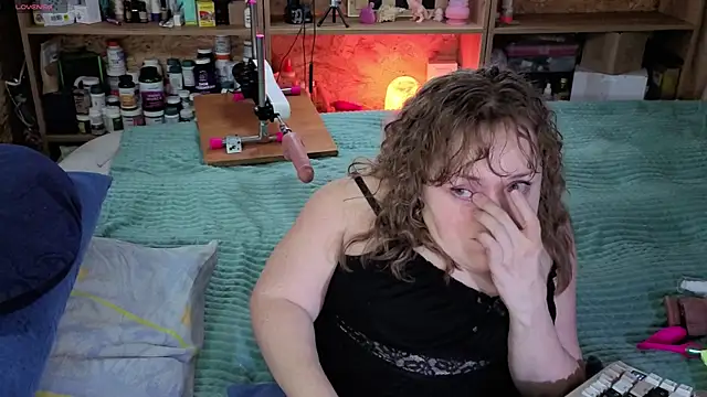 MiniNatalie online show from November 11, 6:35 am