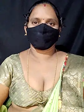 Snapshot of vintage-vibs chatting on September 25, 5:49 pm vintage-vibs online show from September 25, 5:49 pm