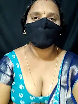 Snapshot of vintage-vibs chatting on October 5, 6:12 am vintage-vibs online show from October 5, 6:12 am