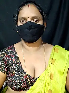 Snapshot of vintage-vibs chatting on October 7, 5:43 pm vintage-vibs online show from October 7, 5:43 pm