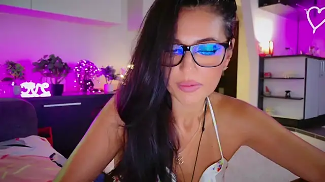 MissSmiley26 online show from August 7, 10:23 pm