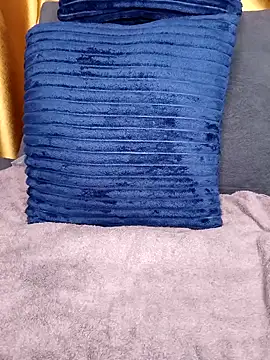 Snapshot of Lucyy1 chatting on February 4, 10:26 pm Lucyy1 online show from February 4, 10:26 pm