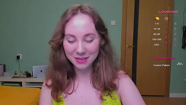 Snapshot of i_can_fix_you chatting on December 5, 1:49 pm i can fix you online show from December 5, 1:49 pm