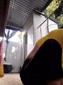 Aninyin22 online show from December 15, 1:32 am