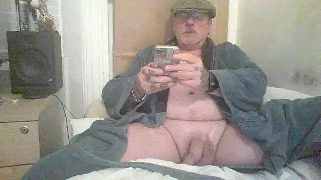 oldenglishguy online show from February 19, 8:38 pm