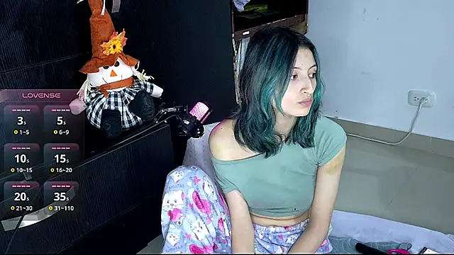 Snapshot of Camila---torres chatting on October 29, 2:25 am Camila---torres online show from October 29, 2:25 am